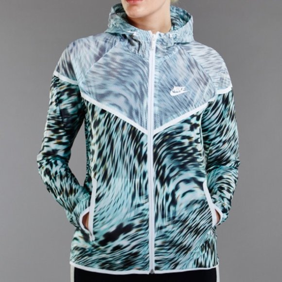 Nike Tech Hyperfuse Windrunner Jacket Light Aqua - Picture 1 of 14